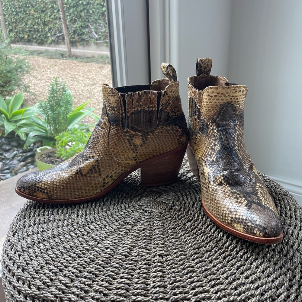 Genuine python ankle boots - Picture 3 of 5